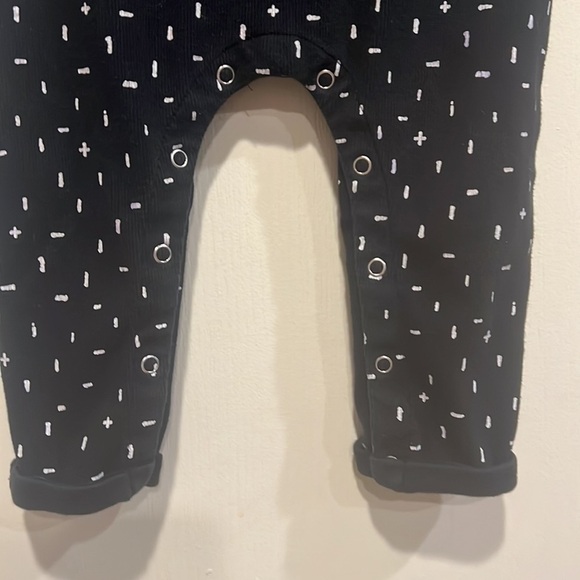 Toddler ONSIE in Abstract Modern Pattern - Picture 3 of 5